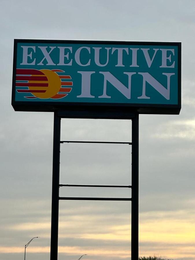 Executive Inn Robstown Exterior photo